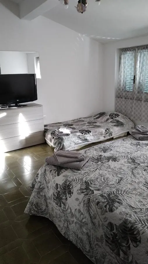 La Casa Di Andrea Apartamento Levanto 0*,  Itália